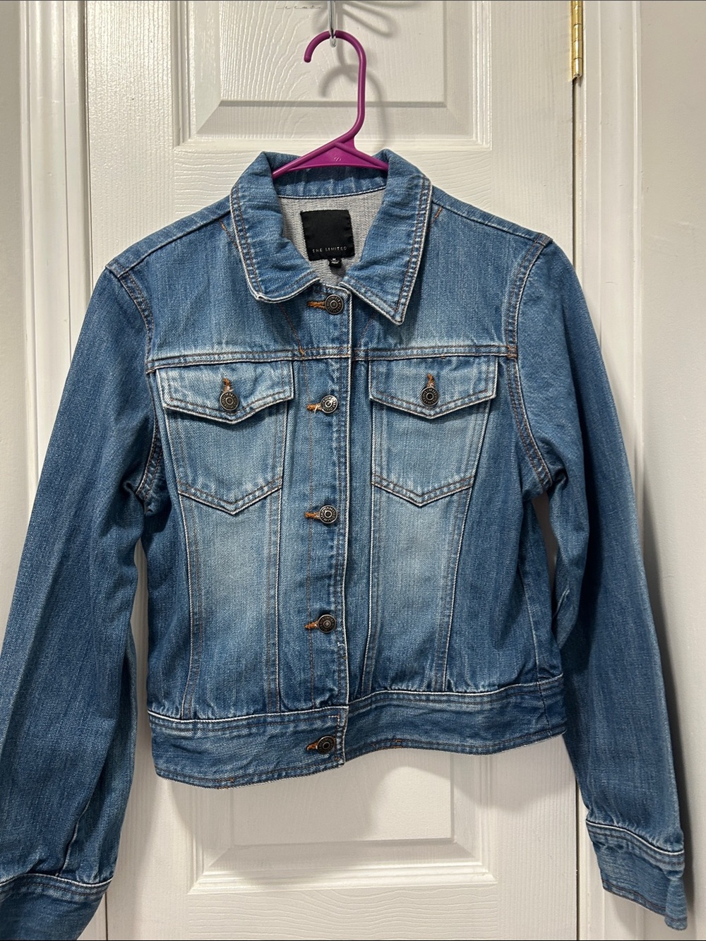The Limited Blue Denim Jean Jacket - Classic Women's Trucker